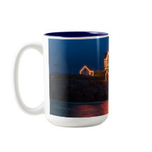 Weihnachtsleuchten im Leuchtturm Nubble in Maine