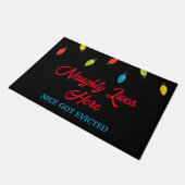 Weihnachtslicht Naughty und Nice Doormat Fußmatte (Schrägansicht)