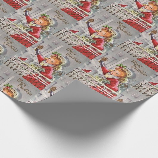 Weihnachtsmädchen mit Geschenken vor der Tür Geschenkpapier (Ecke)