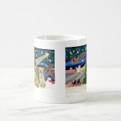 Weihnachtsmagie Golden Retrievers (zwei) Kaffeetasse (Mittel)