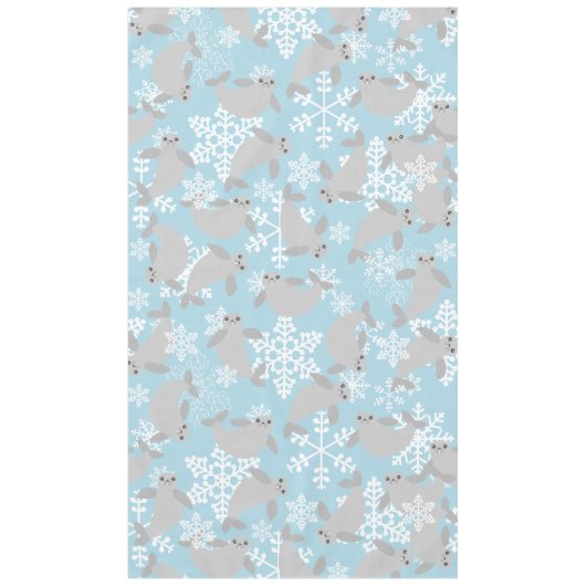 Weihnachtsmanatee Winterblaue Schneeflocken Tischdecke (Vorderseite)