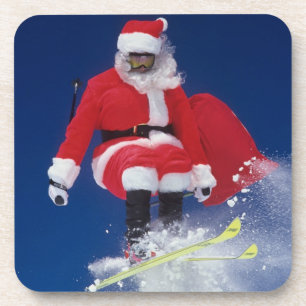 Weihnachtsmann auf dem Skispringen weg von einem Untersetzer