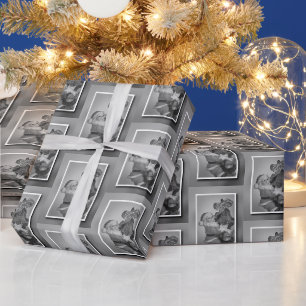 Weihnachtsmann auf Weihnachtsbaum in Schwarzweiß Geschenkpapier