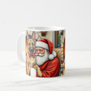 Weihnachtsmann hält belgische Malinois-Weihnachtsk Kaffeetasse