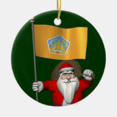 Weihnachtsmann mit Abzeichen von Bali Keramik Ornament (Vorne)