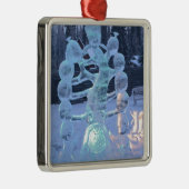 Weihnachtsmann stellt lustigen Weihnachtsfeiertag Silbernes Ornament (Rechts)