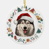 Weihnachtsmannmütze Alaskan Malamute Weihnachtsfot Keramik Ornament (Vorne)