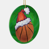 Weihnachtsmannmütze Basketball auf Grün Keramikornament (Rechts)