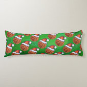 Weihnachtsmannmütze Basketball auf Grün Seitenschläferkissen (Vorderseite)