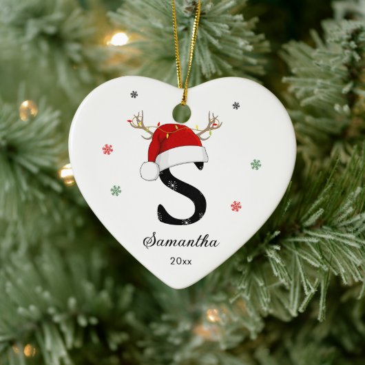 Weihnachtsmannmütze des Buchstabens | Monogramm | Keramik Ornament (Baum)