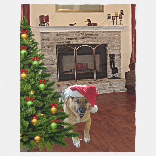 Weihnachtsmannmütze German Shepherd Dog by Christm Fleecedecke (Vorderseite)