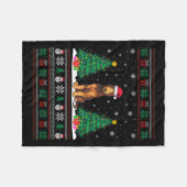 Weihnachtsmannmütze Irish Wolfhound Dog Xmas Tree Fleecedecke (Vorderseite (Horizontal))
