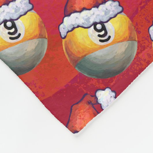 Weihnachtsmannmütze Nine Ball Pattern auf Rot Fleecedecke (Ecke)