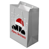 Weihnachtsmannmütze und Stiefel Mittlere Geschenktüte (Rückseite Schrägansicht)