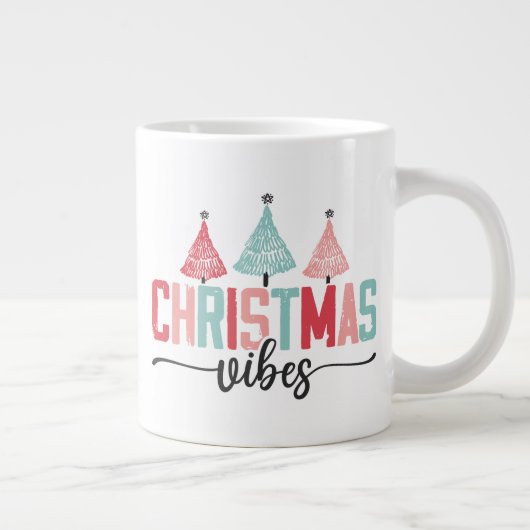 Weihnachtsmäntel - festes Baumdesign Jumbo-Tasse (Rechts)