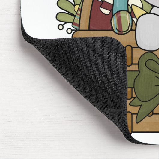 Weihnachtsmaus im Korb Mousepad (Ecke)
