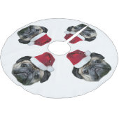 WeihnachtsMopshund Polyester Weihnachtsbaumdecke (Schrägansicht)