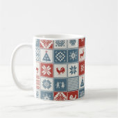 Weihnachtsmuster im Patchwork-Stil. Traditionell  Kaffeetasse (Links)