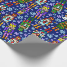 Weihnachtsmuster mit Nussknacker und Schneeflocken