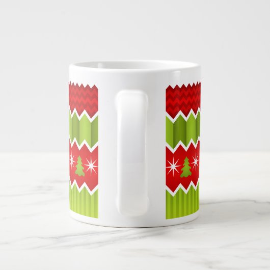 Weihnachtsmuster Rot und Grün Zickzack Streifen Jumbo-Tasse (Rückseite)