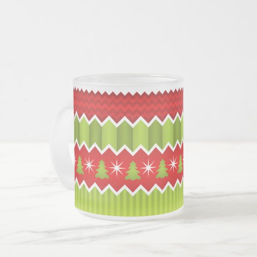 Weihnachtsmuster Rot und Grün Zickzack Streifen Mattglastasse (Vorderseite Links)
