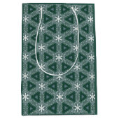 Weihnachtsmuster Schneeflocken Grün Weiß Mittlere Geschenktüte (Vorderseite)