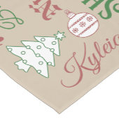 Weihnachtsnamen und weiße Ornamente Kurzer Tischläufer (Ecke)