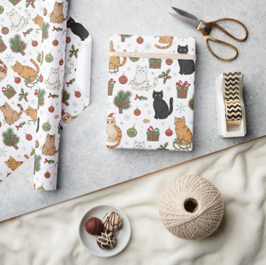 Weihnachtspapier mit festlichen Katzen Geschenkpapier (Basteln)