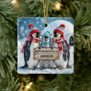 Weihnachtspenguinen mit Holzschild Keramikornament