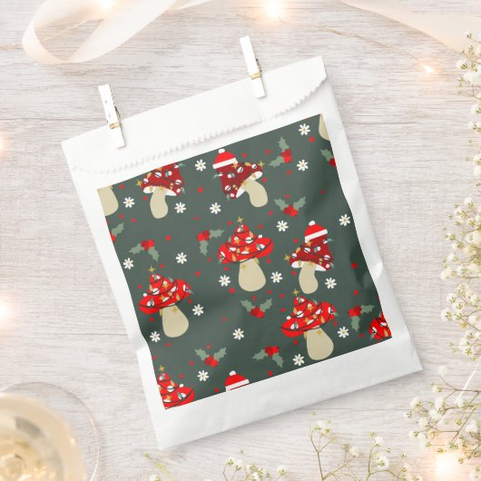 Weihnachtspilze Geschenktütchen (Ausgeschnitten)