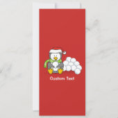Weihnachtspinguin sitzend mit Schneebälle Einladung (Vorderseite)