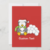 Weihnachtspinguin sitzend mit Schneebälle Einladung (Vorderseite)
