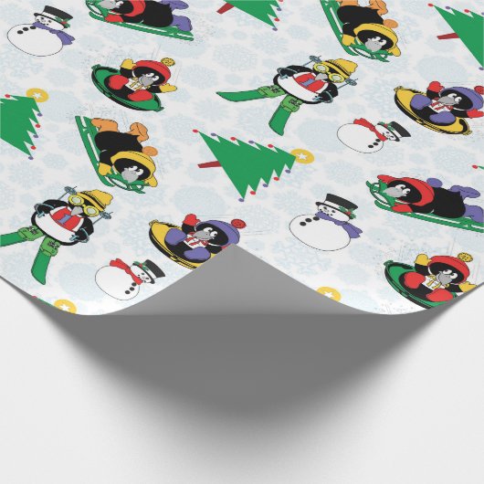 Weihnachtspinguin Ski Geschenkpapier (Ecke)