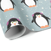 Weihnachtspinguine in Schneeflocken Geschenkpapier (Rolleneckpunkt)
