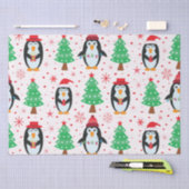 Weihnachtspinguine mit Pine Trees Pattern Seidenpapier (Handwerk)
