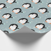 Weihnachtspinguine mit Schneeballpapier Geschenkpapier (Ecke)
