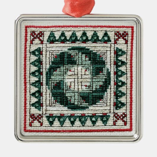 Weihnachtsquerstich-Verzierung Silbernes Ornament (Vorne)
