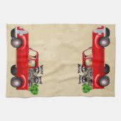 Weihnachtsraccos in einem roten LKW Geschirrtuch (Horizontal)