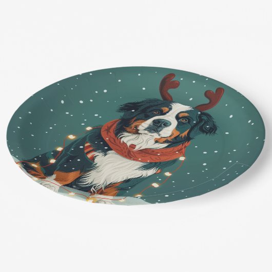 Weihnachtsredeer Bernese Mountain Dog Pappteller (Schrägansicht)