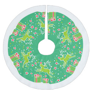 Weihnachtsren, das über Geschenkbaumrock tänzelt Polyester Weihnachtsbaumdecke