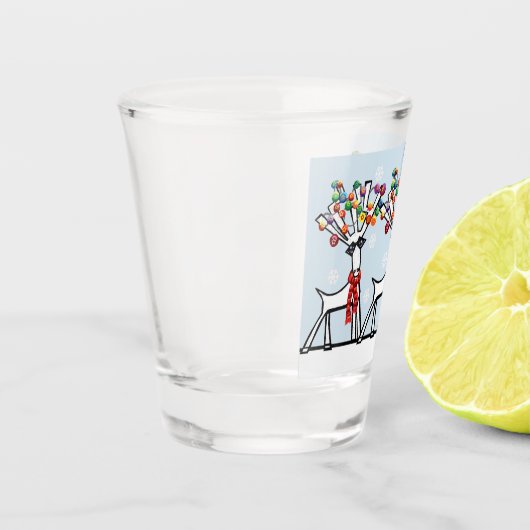 Weihnachtsrentiere mit Schneeflocken Schnapsglas (Links)