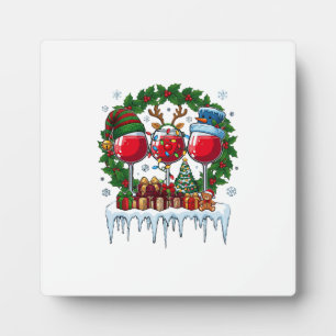 Weihnachtsrote Weingläser Stechpalmenkranz Schneem Fotoplatte
