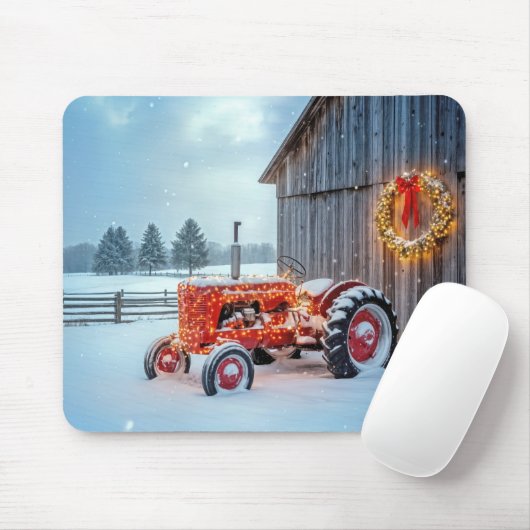 Weihnachtsroter Bauernhof-Traktor im Schnee Mousepad (Mit Mouse)