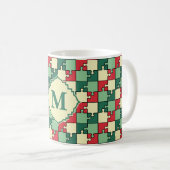Weihnachtsrotes Puzzleteil Monogram Kaffeetasse (VorderseiteRechts)