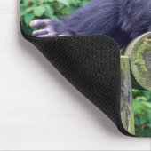 Weihnachtsschimpanse mit Weihnachtsmannmütze Mousepad (Ecke)