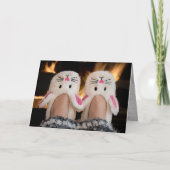 Weihnachtsschlappen am Feuer Feiertagskarte (Vorderseite)