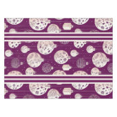 Weihnachtsschmuck auf Plum Tablecloth Tischdecke (Vorderseite (Horizontal))