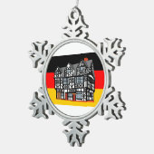 Weihnachtsschmuck im Deutschen Flaggenhaus Schneeflocken Zinn-Ornament (Rechts)