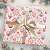 Weihnachtsschmuck in Rosa und Gold Geschenkpapier