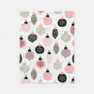 Weihnachtsschmuck Rosa und Grün Weiß Hintergrund Fleecedecke